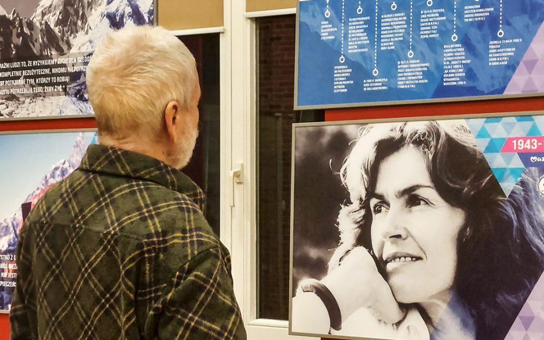 Wystawa o&nbsp;Wandzie Rutkiewicz podczas 10 Przeglądu Filmów o&nbsp;Górach O! GÓRY 2022 im.&nbsp;Tadeusza Piotrowskiego