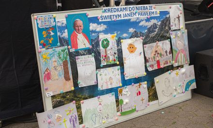Konkurs o&nbsp;Świętym Janie Pawle II&nbsp;„Kredkami do&nbsp;nieba”