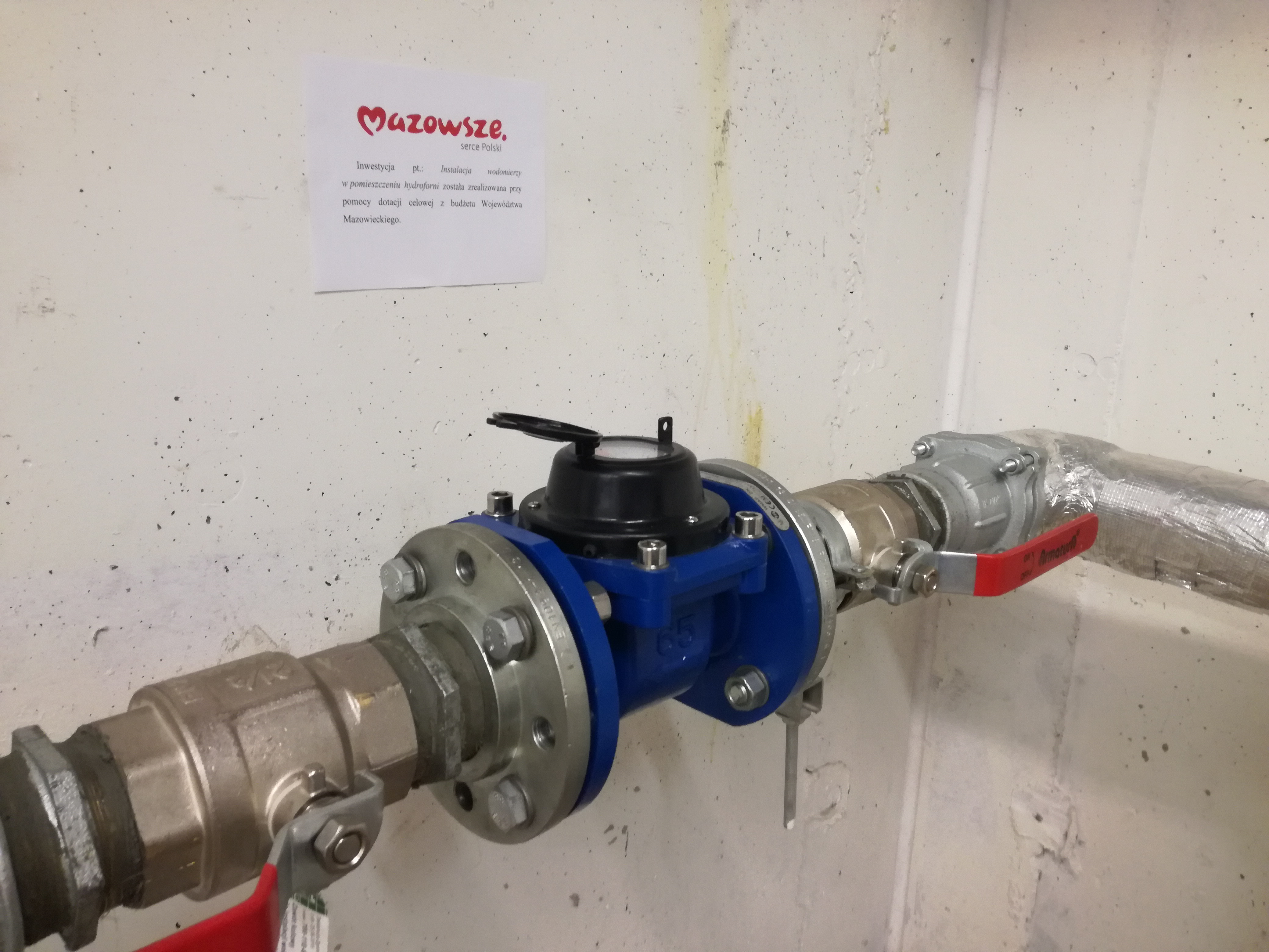 Zakończenie zadania: Instalacja wodomierzy w pomieszczeniu hydroforni